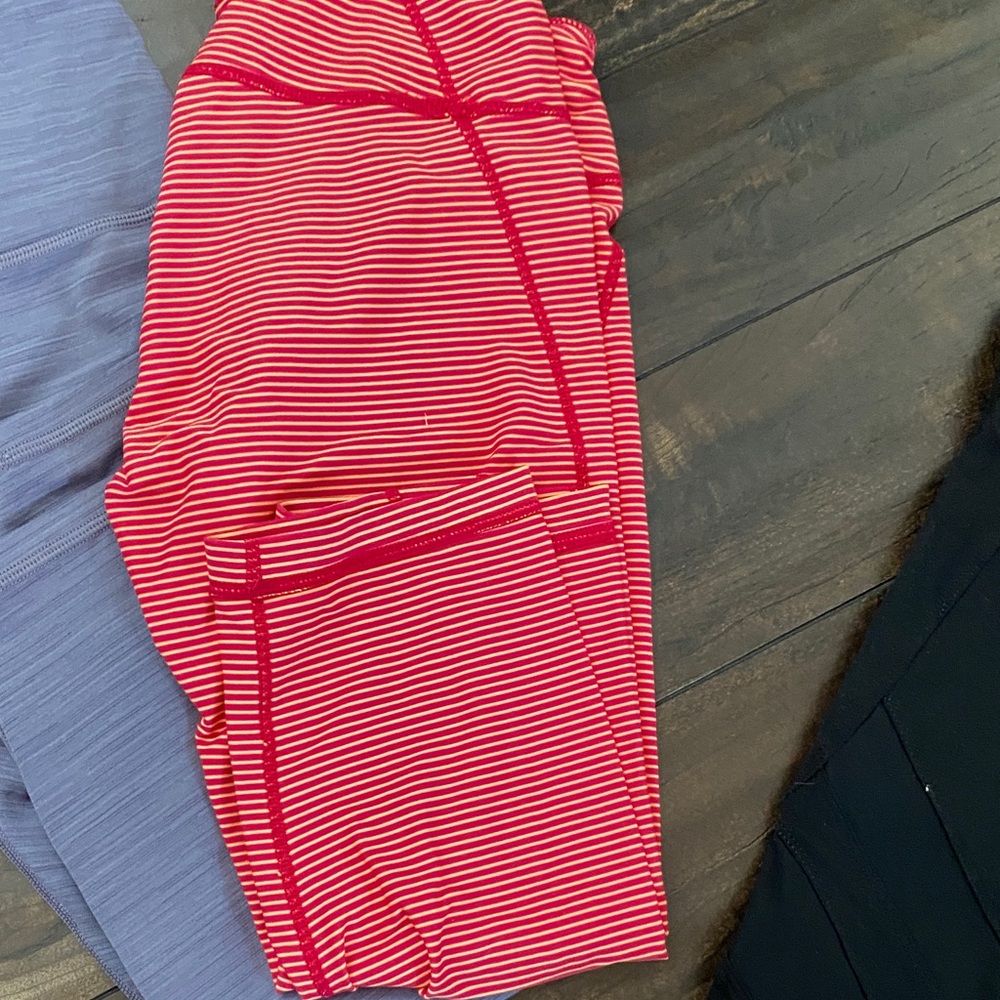 Women's Multi-Color Leggings Set - Picture 9 of 10